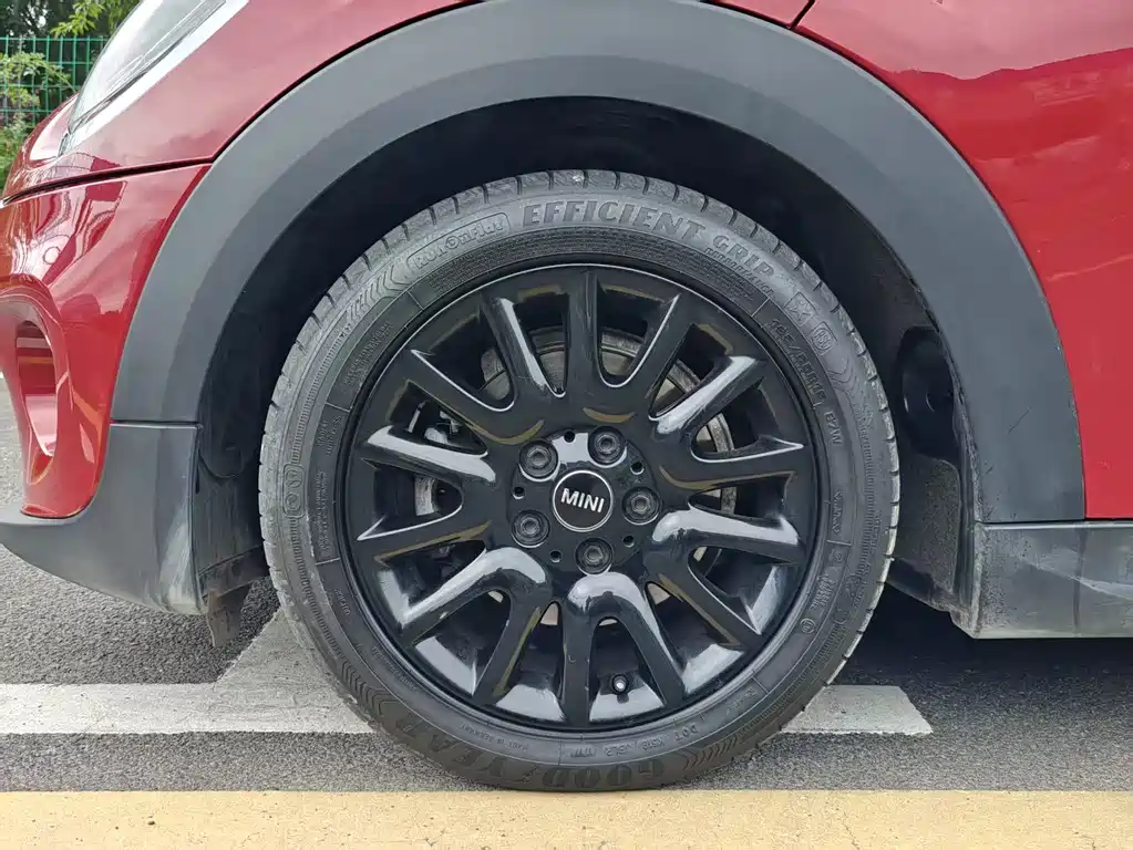 MINI 1.2 T ONE Pioneer