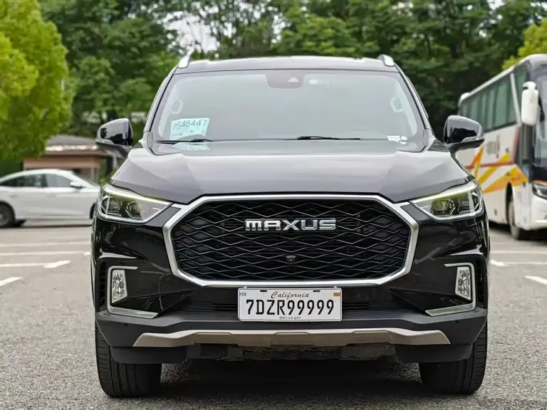 Maxus D90 Pro 2.0 T Gasoline 4 WD Flagship 6-seat