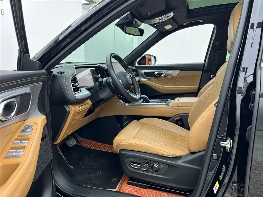 GAC Trumpchi GS8 Navigator Series 2.0 TGDI 2 WD Luxury Connected 7-seat