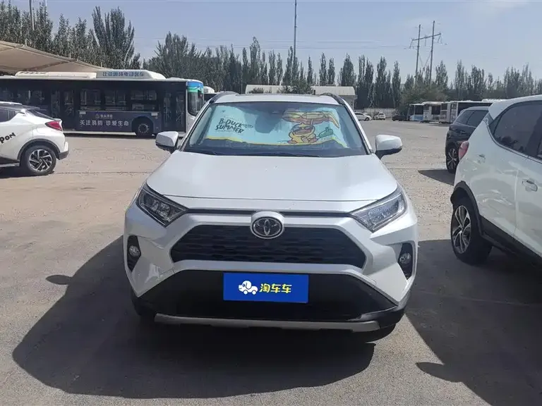 Toyota RAV4 2.0 L CVT 2 WD Style PLUS