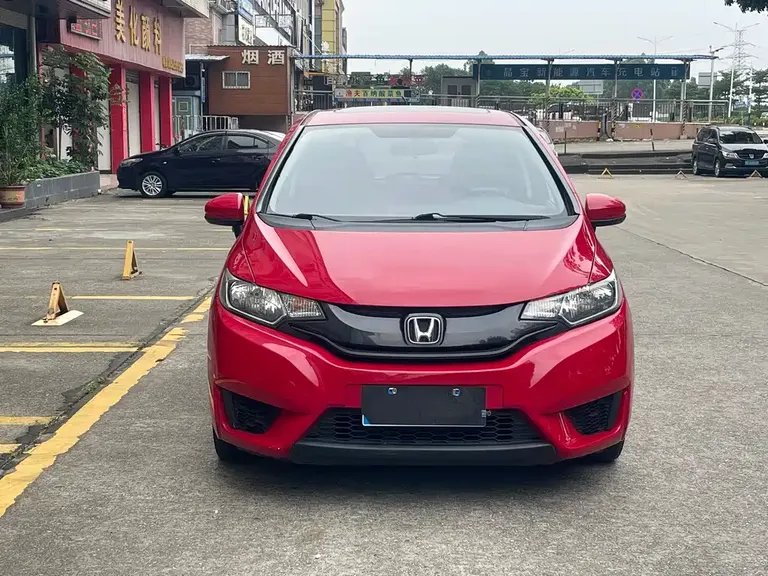 Honda Fit 1.5 L LXS CVT Comfort Sunroof