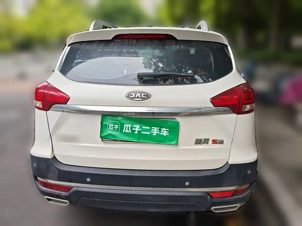 Refine S3 瑞风S3 2017款 1.6 L CVT豪华型