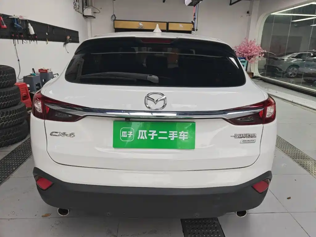 Mazda CX-4 马自达CX-4 2018款 2.0 L 自动两驱蓝天活力版 国VI