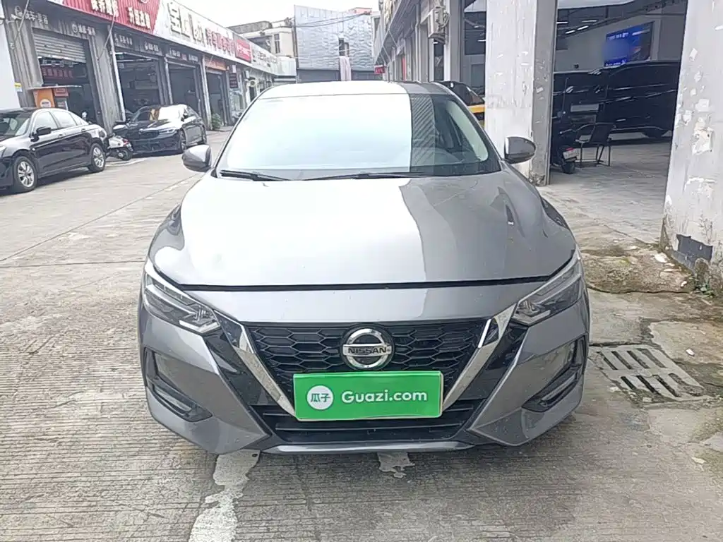 Sylphy Facelift 1.6 L XL CVT Joy