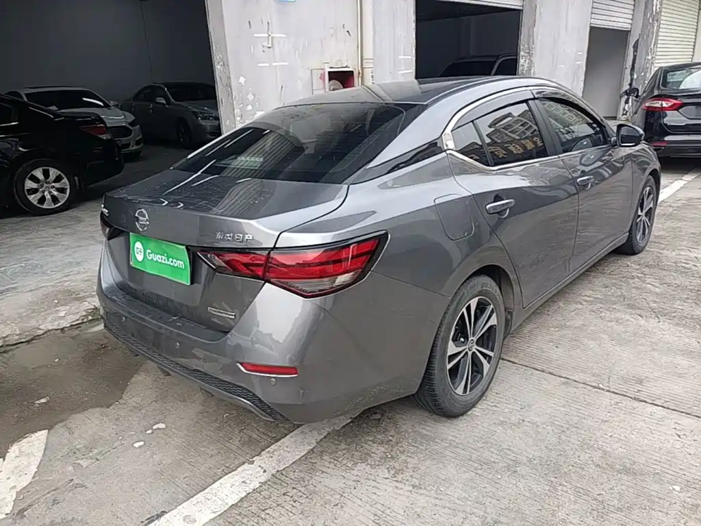 Sylphy Facelift 1.6 L XL CVT Joy
