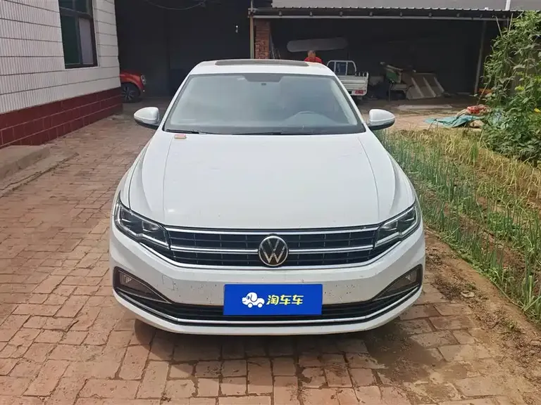 Volkswagen Bora 1.5 L Auto Comfort Connected