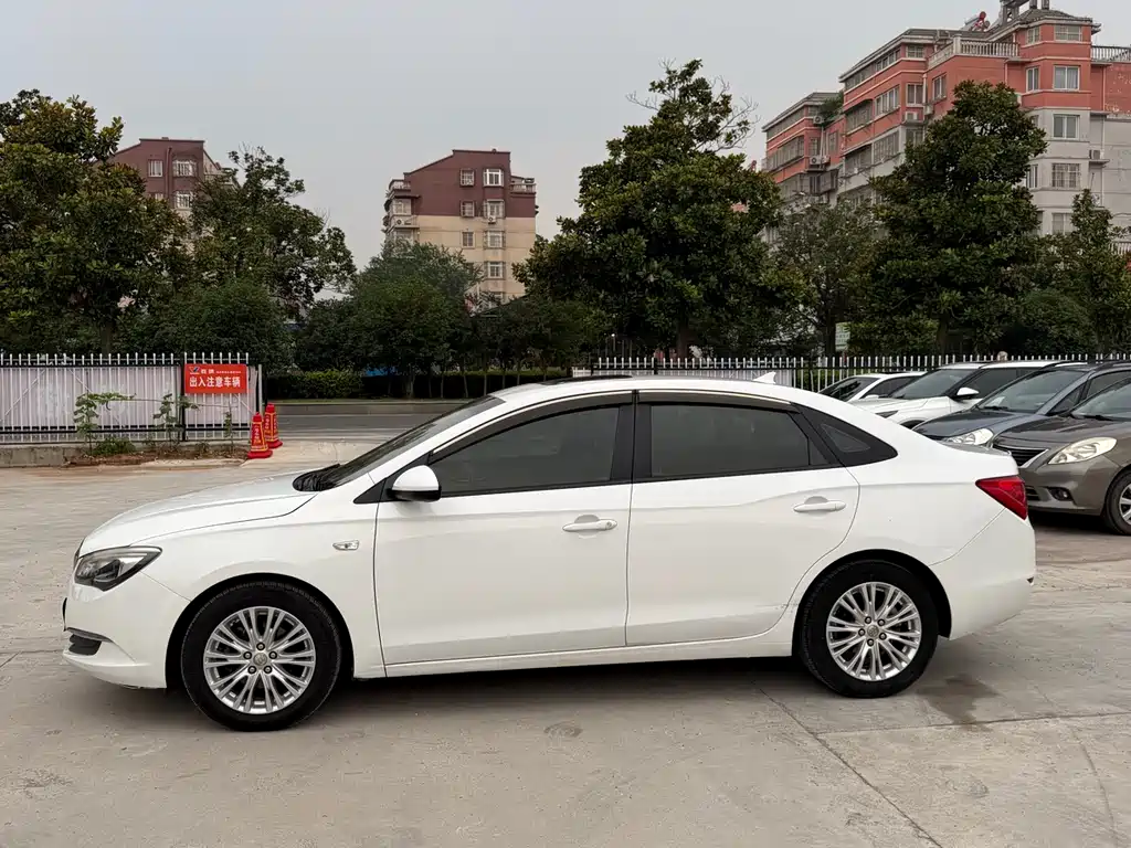 Excelle GT 15 N Manual Elite