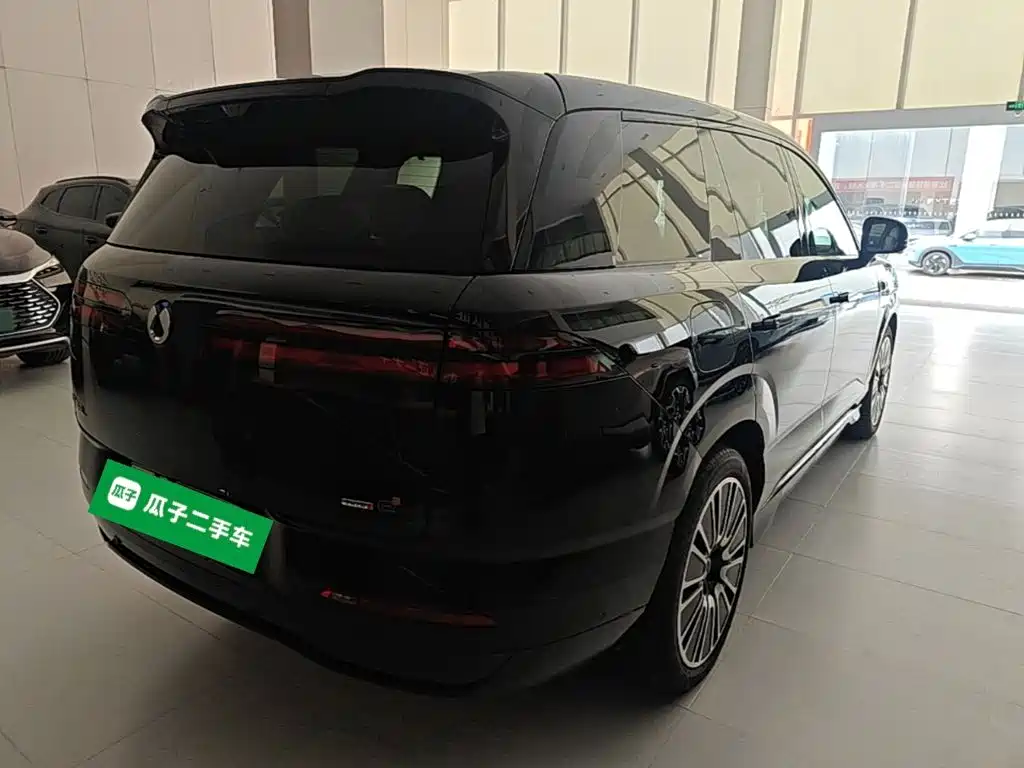 Denza N8 L Flagship