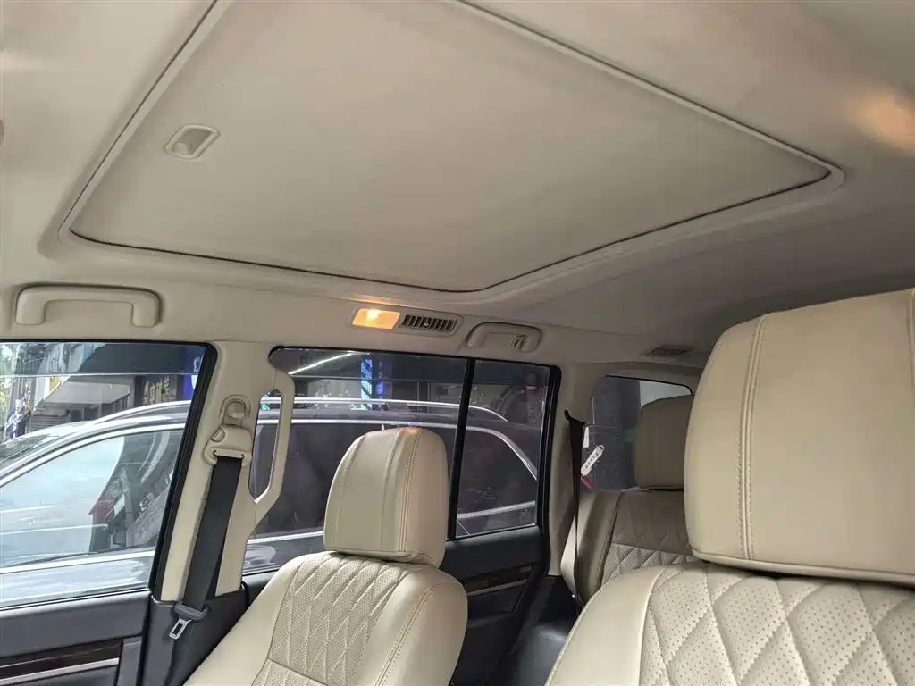 Pajero (Import) 帕杰罗进口 2020款 3.0 L 自动尊贵版