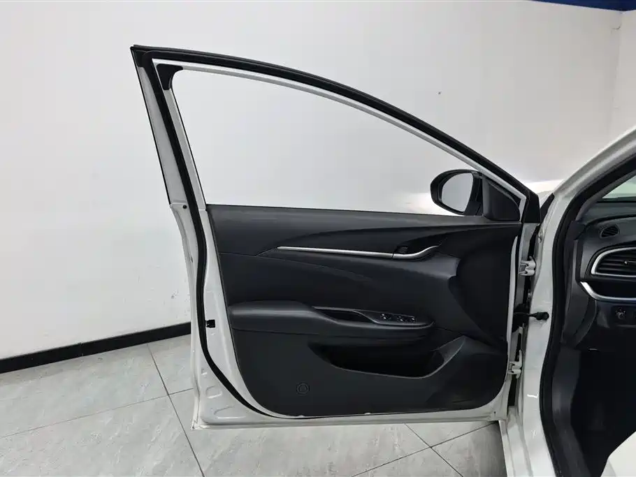 Excelle GT Facelift 1.3 T Auto Light Hybrid Elite