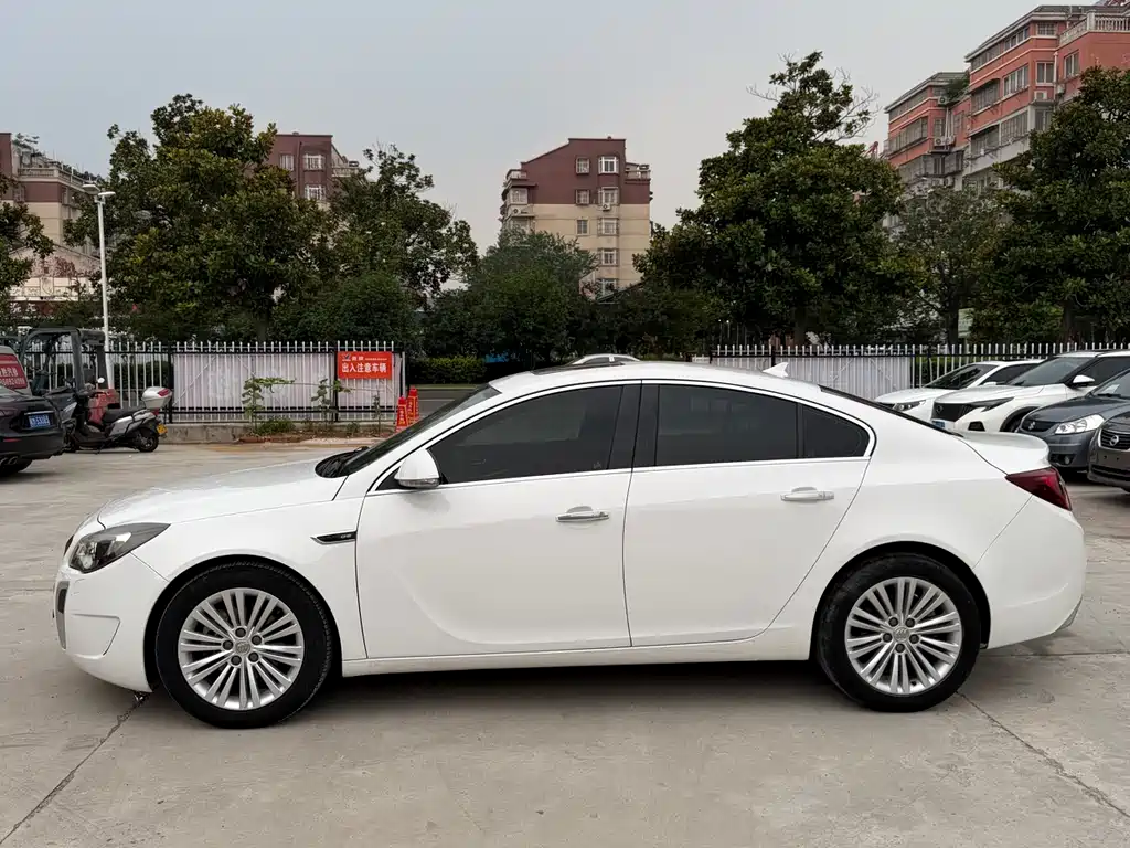 Regal GS 2.0 T Grand Passion Sport