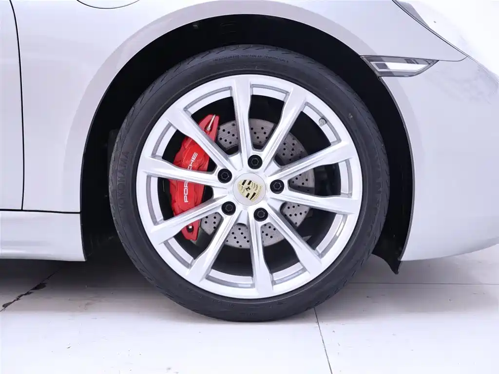 Porsche 718 Boxster 2.0 T