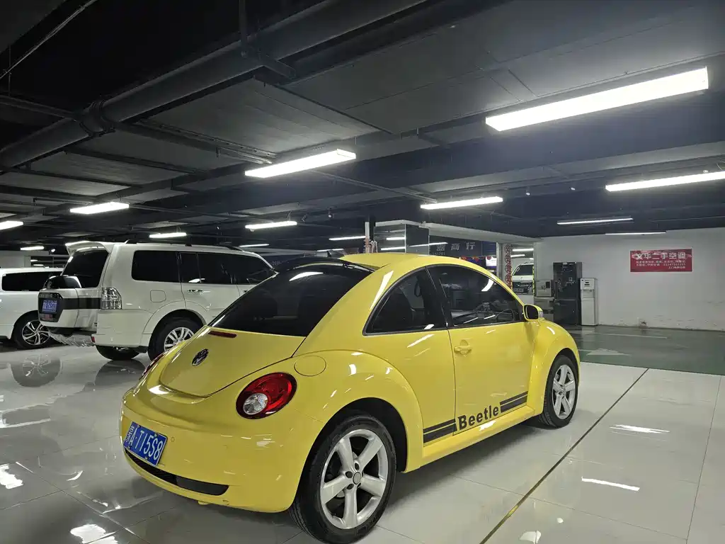 Beetle 1.8 T AT Luxury