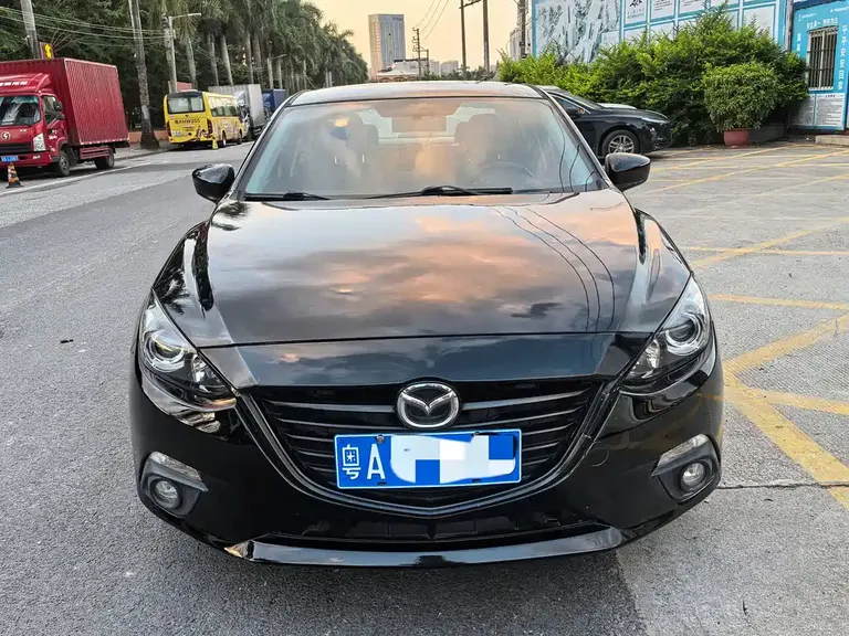 Mazda 3 Axela Sedan 1.5 L Auto Comfort