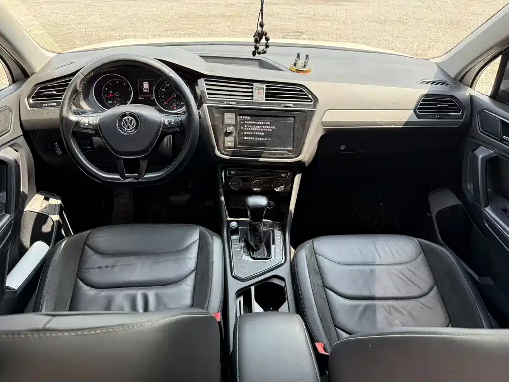 Tiguan L 330 TSI Auto 2 WD Style
