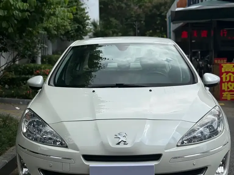 Peugeot 408 2.0 L Auto Comfort