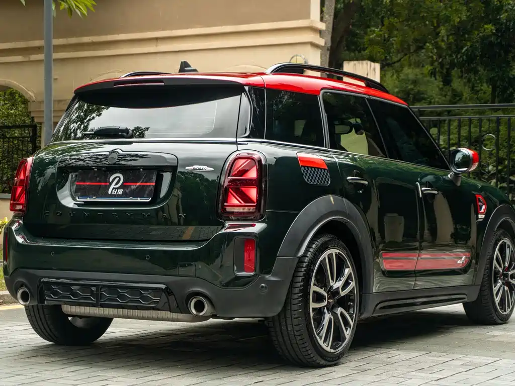 MINI JCW Countryman 2.0 T JOHN COOPER WORKS A