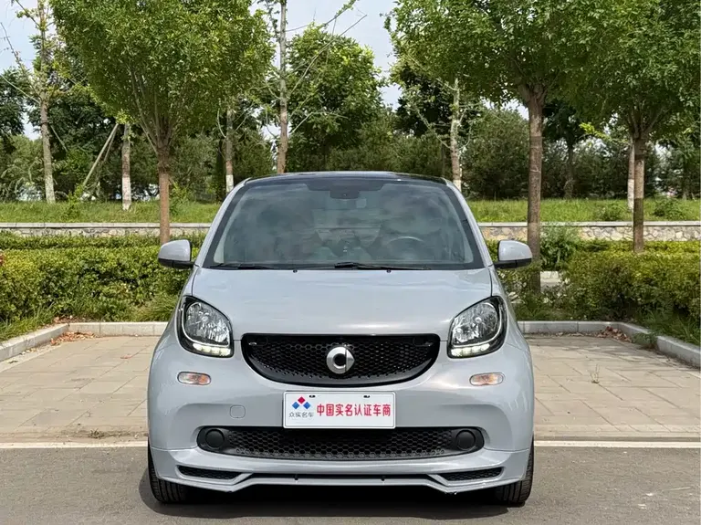 smart fortwo 0.9 T 66 kW Hardtop Wind Engine CN-VI