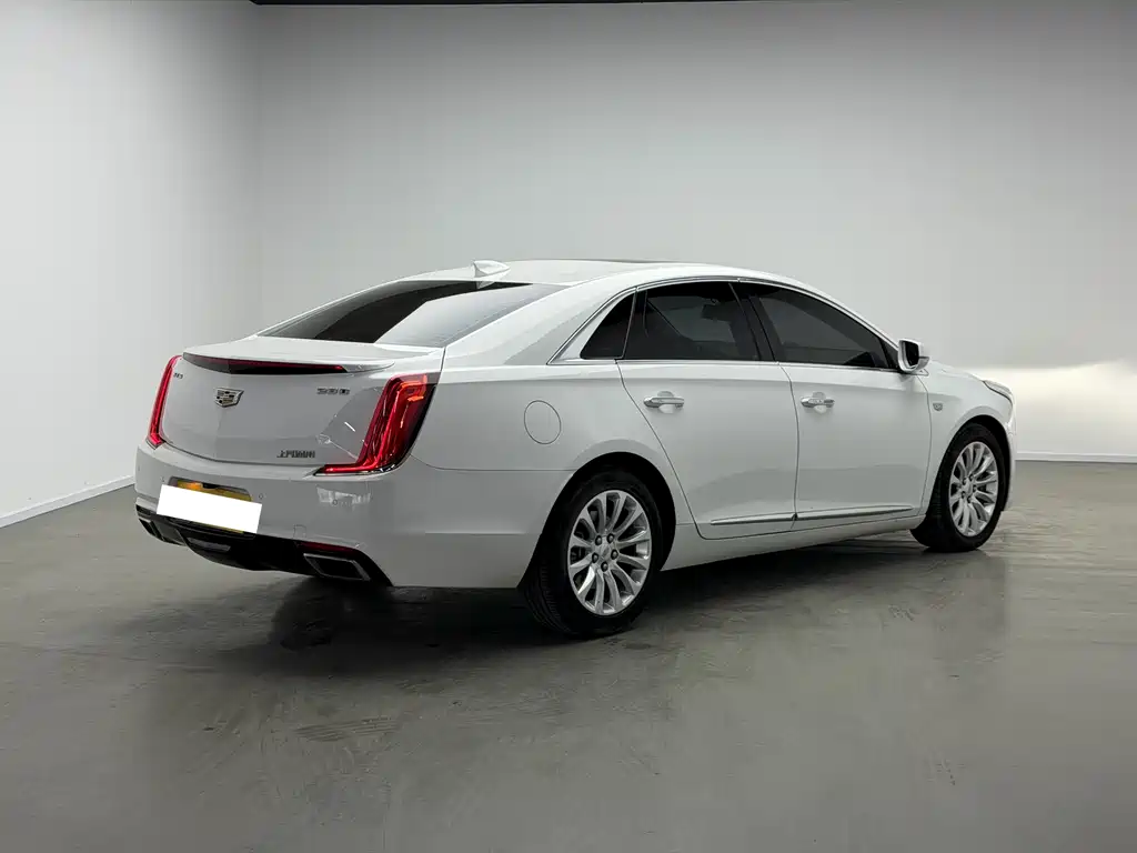 Cadillac XTS 28 T Tech