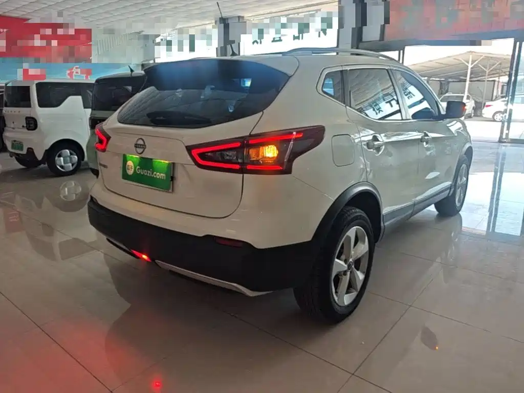 Qashqai Classic 2.0 L CVT XV Comfort