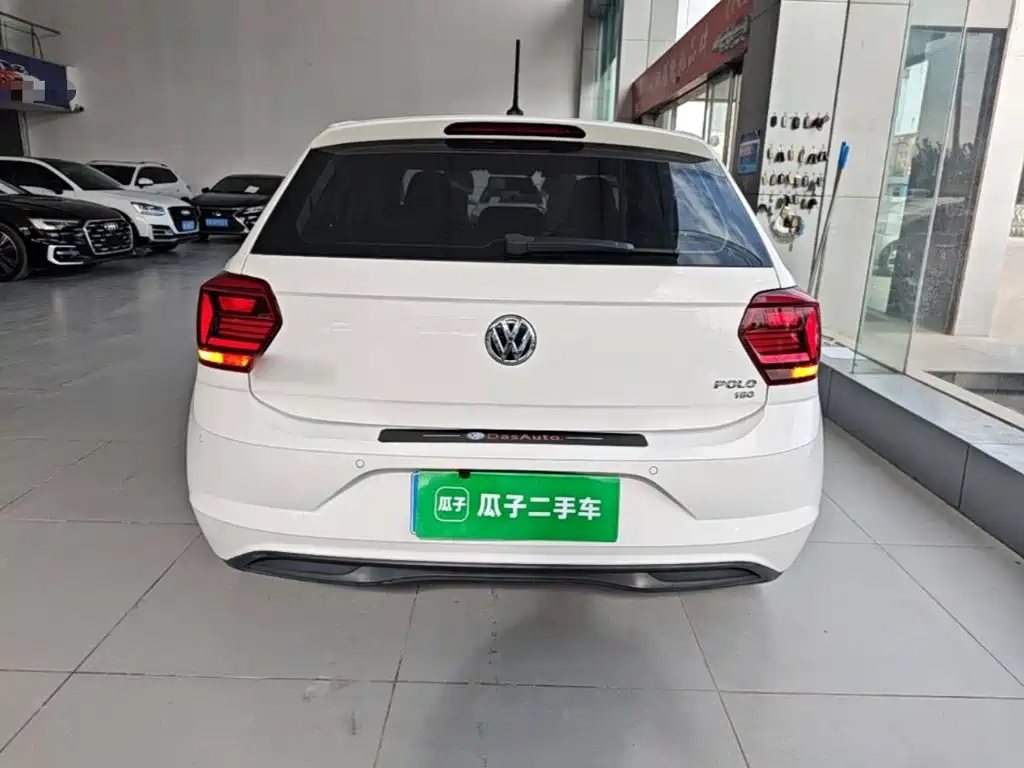 Polo Plus 1.5 L Auto Colorful Tech