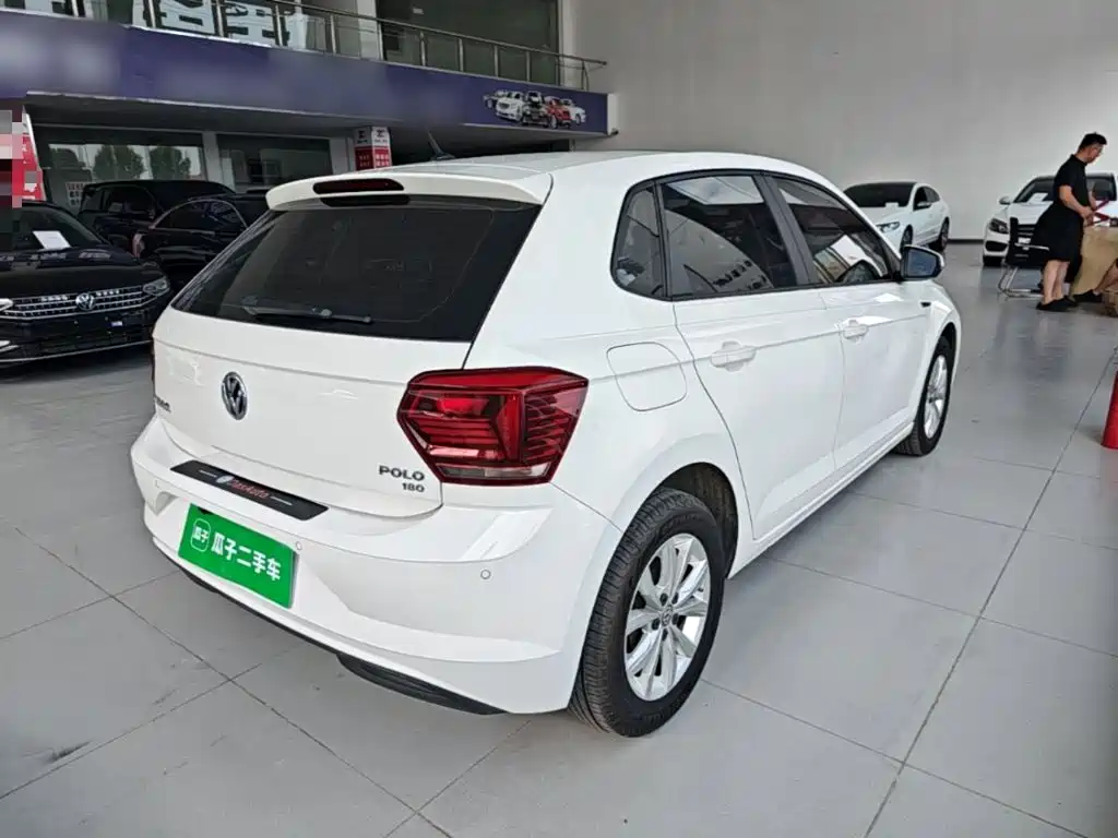 Polo Plus 1.5 L Auto Colorful Tech