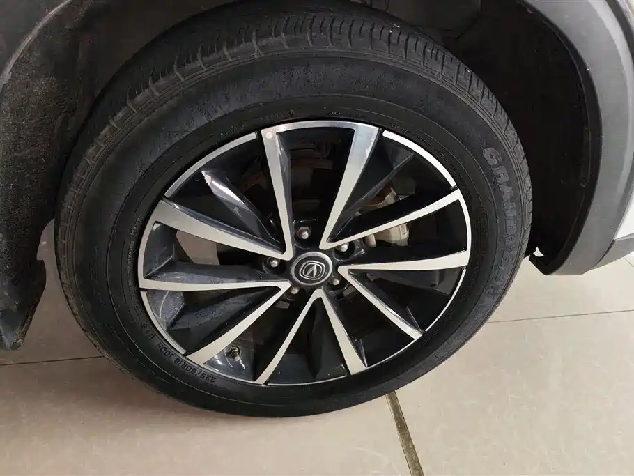 Changan CS85 Coupe 1.5 T DCT CN-VI