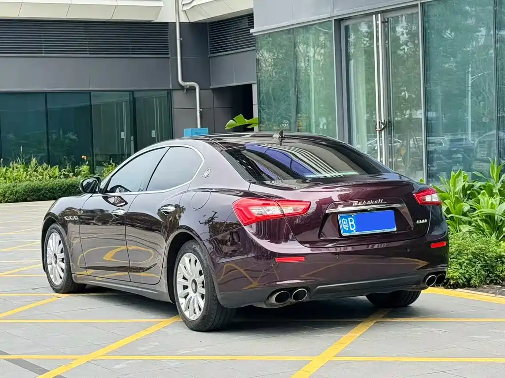Ghibli 3.0 T Standard