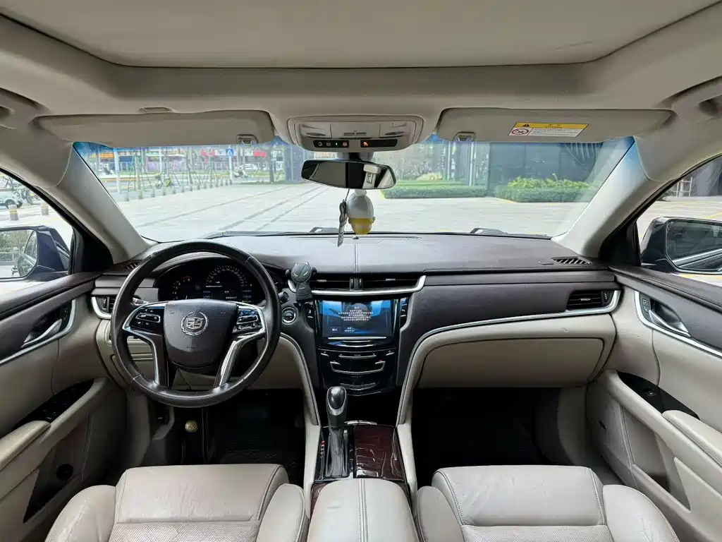 Cadillac XTS 28 T Comfort