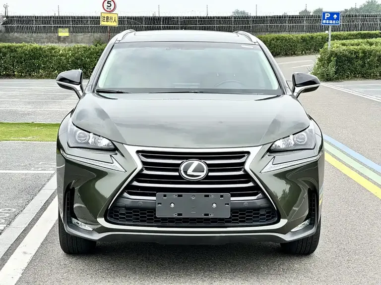 Lexus NX 200 AWD Sharp Style