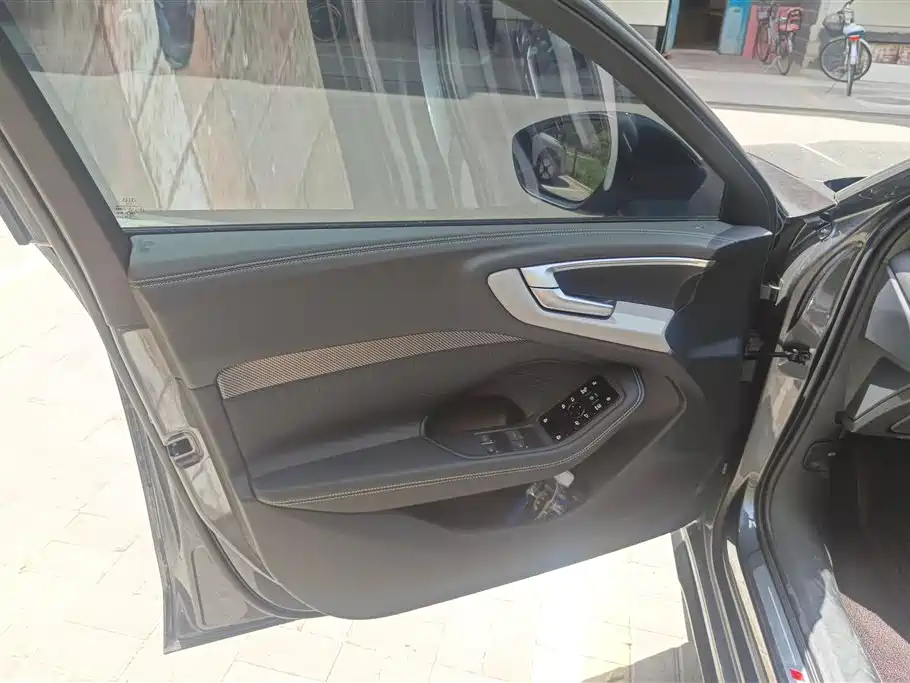 Audi A5 L 2.0 T Sport Plus