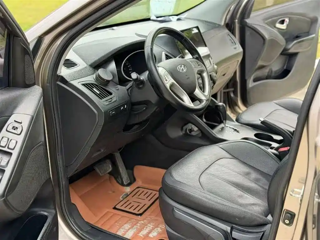Hyundai ix35 2.0 L Auto 2 WD Intelligent GLS CN-IV