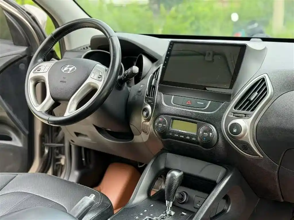 Hyundai ix35 2.0 L Auto 2 WD Intelligent GLS CN-IV