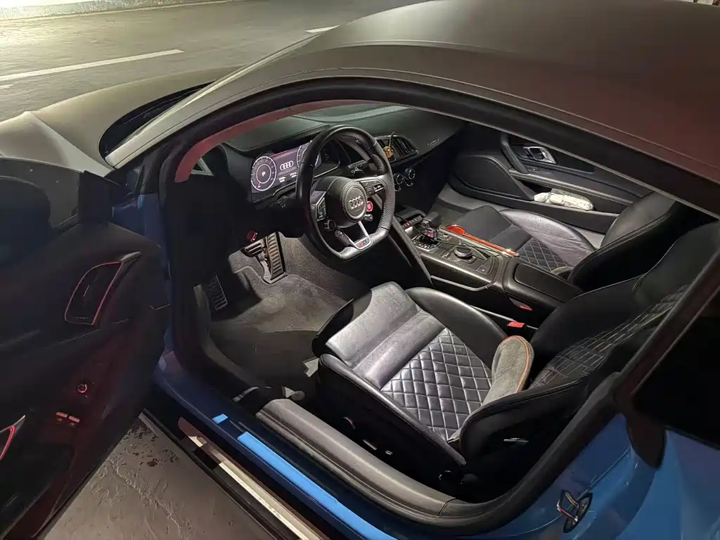 Audi R8 V10 Coupe Performance
