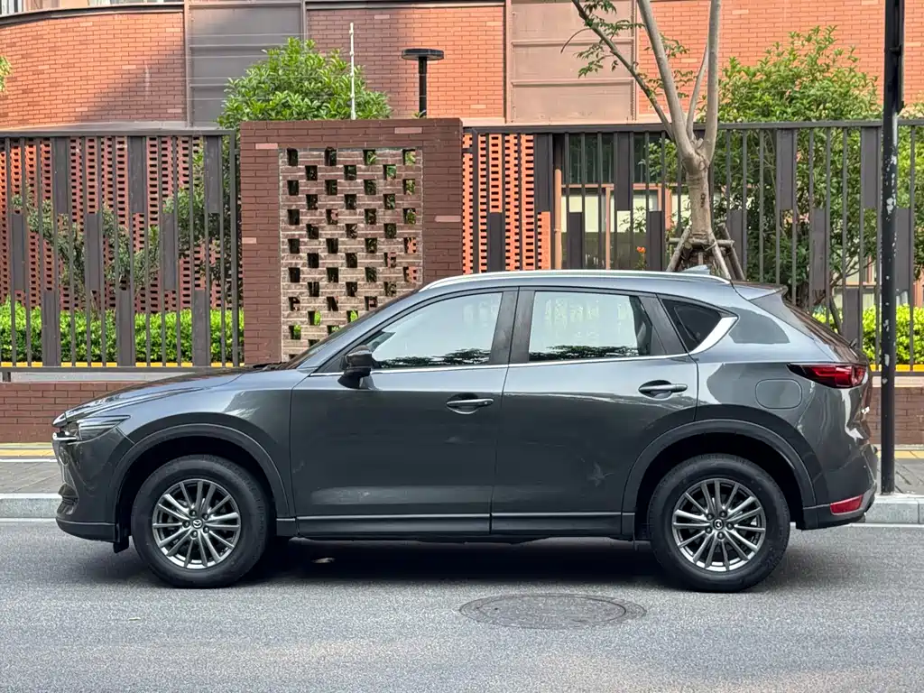 Mazda CX-5 2.0 L Auto 2 WD Smart Style CN-V