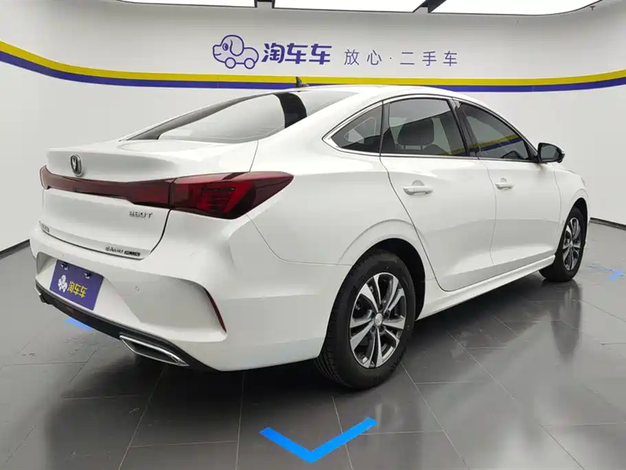Eado Smooth Enjoyment PLUS Blue Whale NE 1.4 T GDI DCT Distinguished