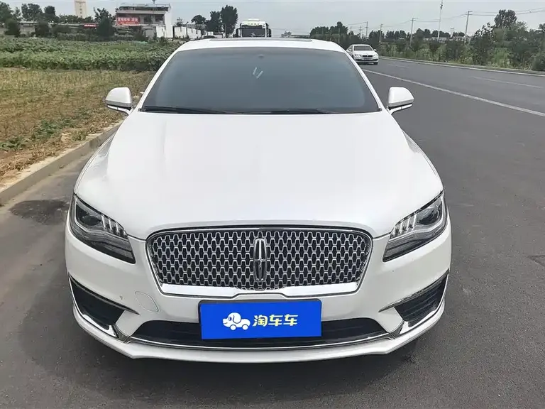 Lincoln MKZ 2.0 T Premium