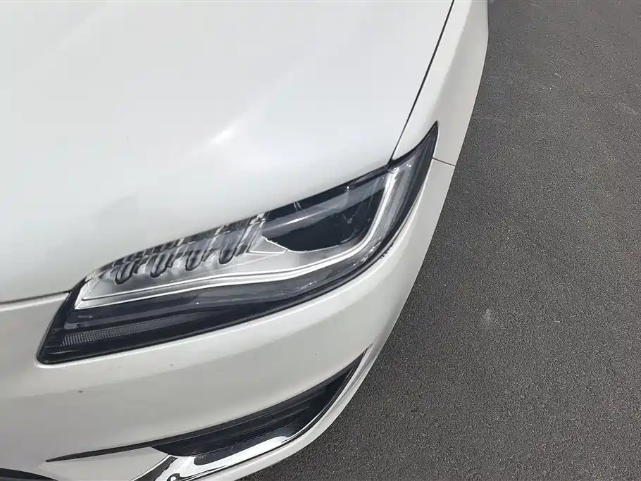 Lincoln MKZ 2.0 T Premium