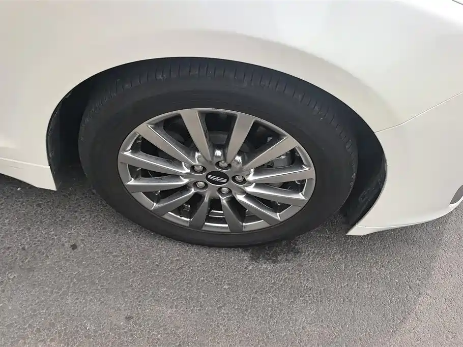 Lincoln MKZ 2.0 T Premium