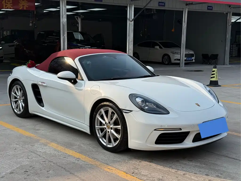 Porsche 718 Boxster 2.0 T