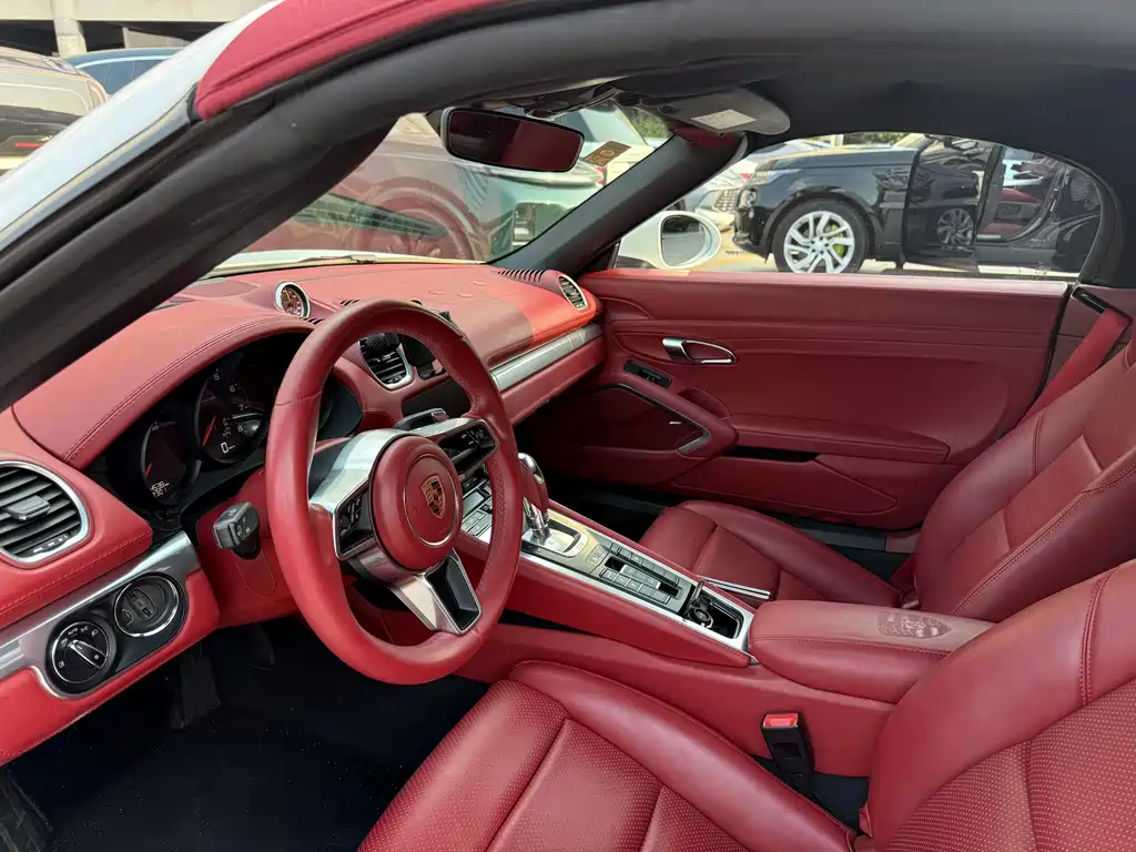 Porsche 718 Boxster 2.0 T
