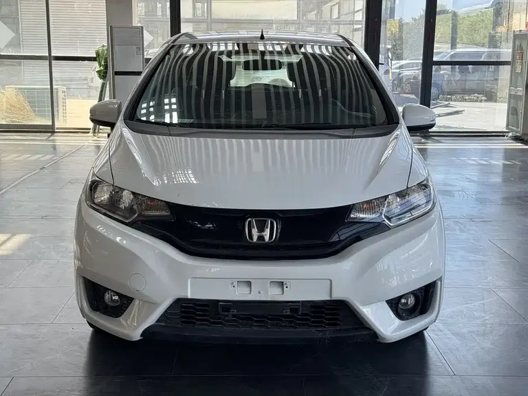 Honda Fit 1.5 L SE CVT Fashion