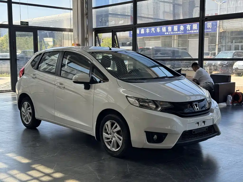 Fit 1.5 L SE CVT Fashion
