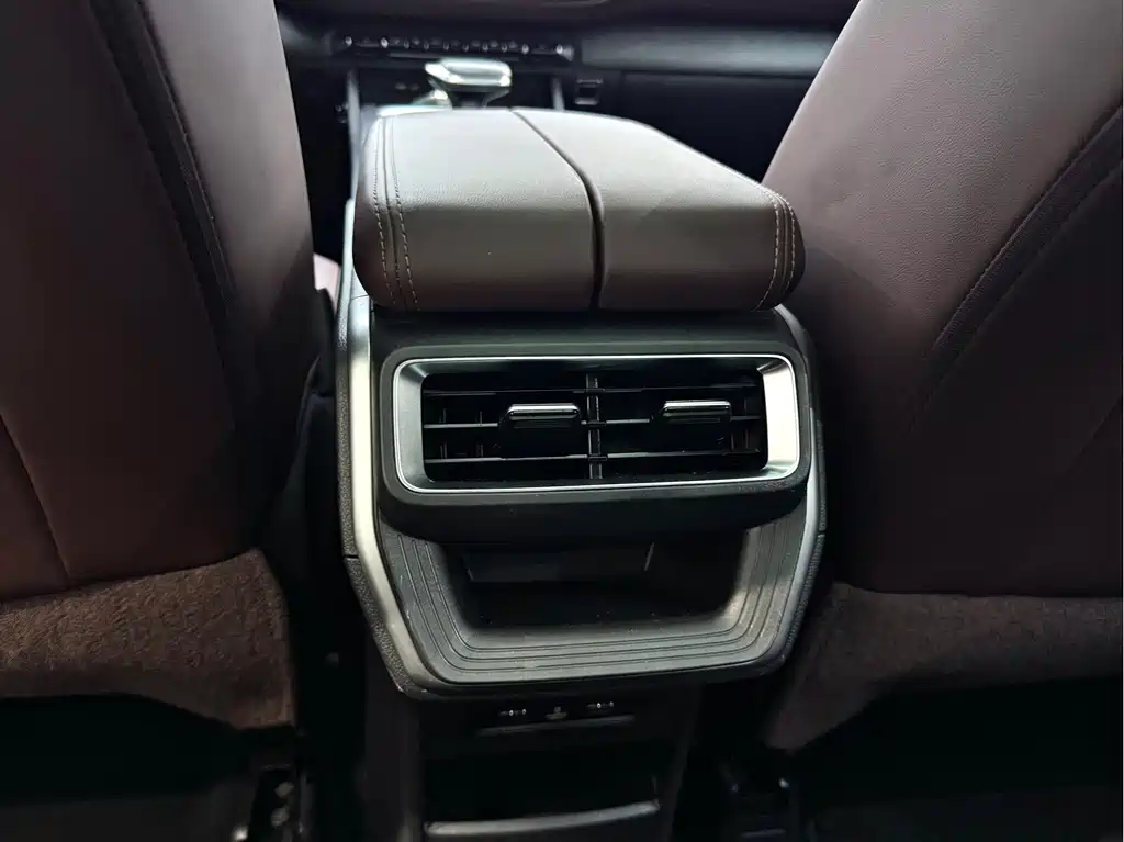 Haoyue 1.8 TD DCT Luxury 7-seat