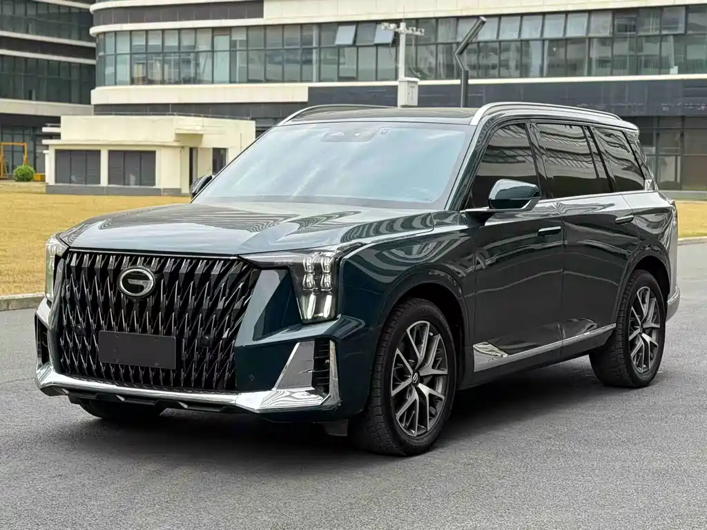 GAC Trumpchi GS8 Dual Engine Series 2.0 TM 4 WD Distinguished (6-seat)