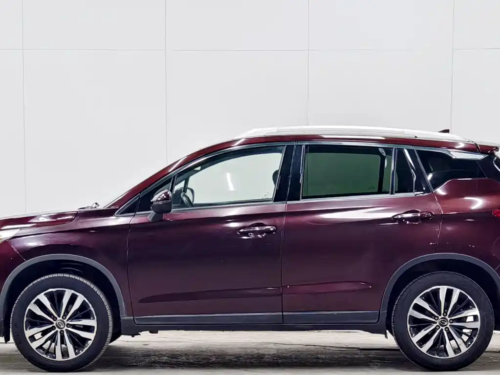 GAC Trumpchi GS4 235 T G-DCT Luxury