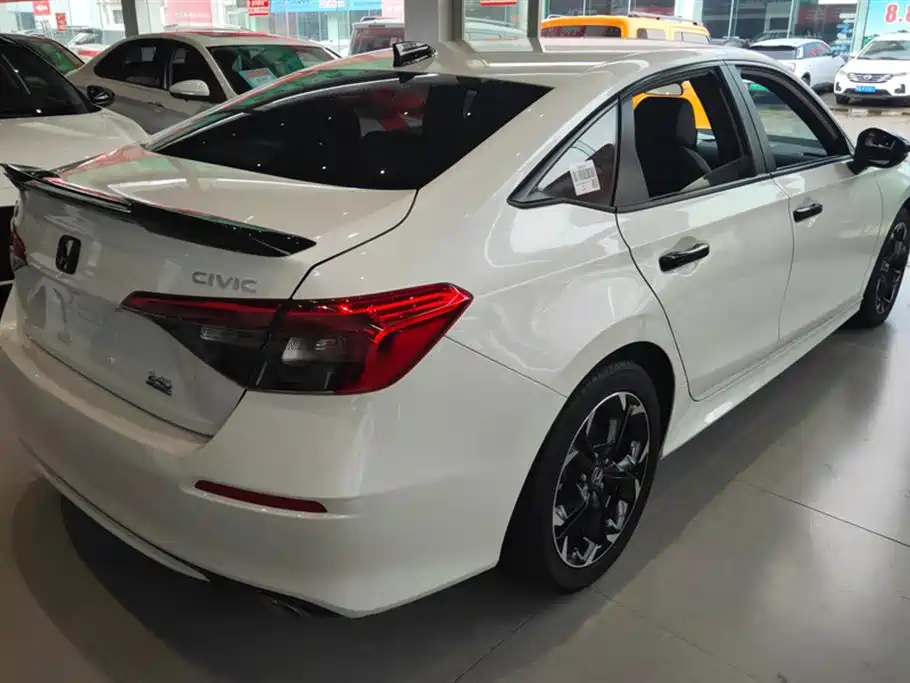 Civic 240 TURBO CVT Ignite Motion