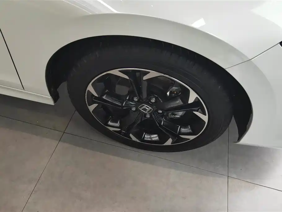 Civic 240 TURBO CVT Ignite Motion
