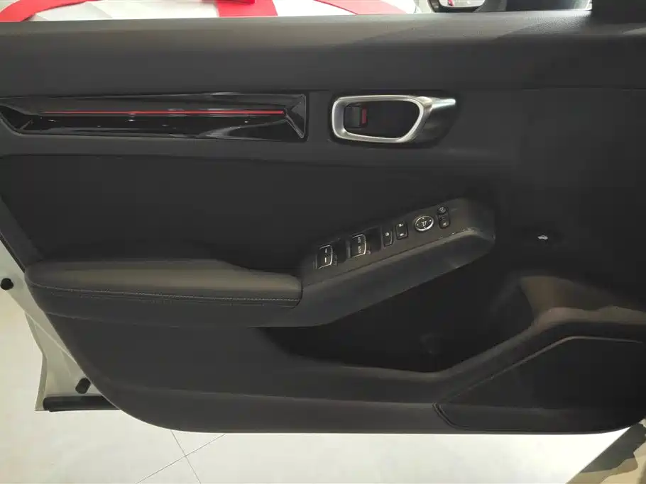 Civic 240 TURBO CVT Ignite Motion