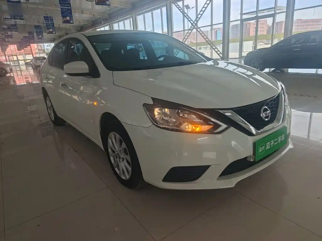 Sylphy Classic 1.6 XE CVT Comfort